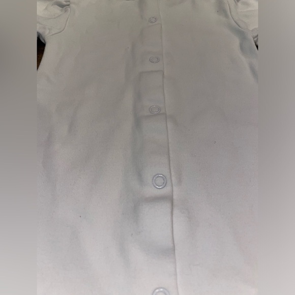 6-9M Unisex Baby White Button up Body Suit // 100% Combed Cotton - Picture 8 of 8